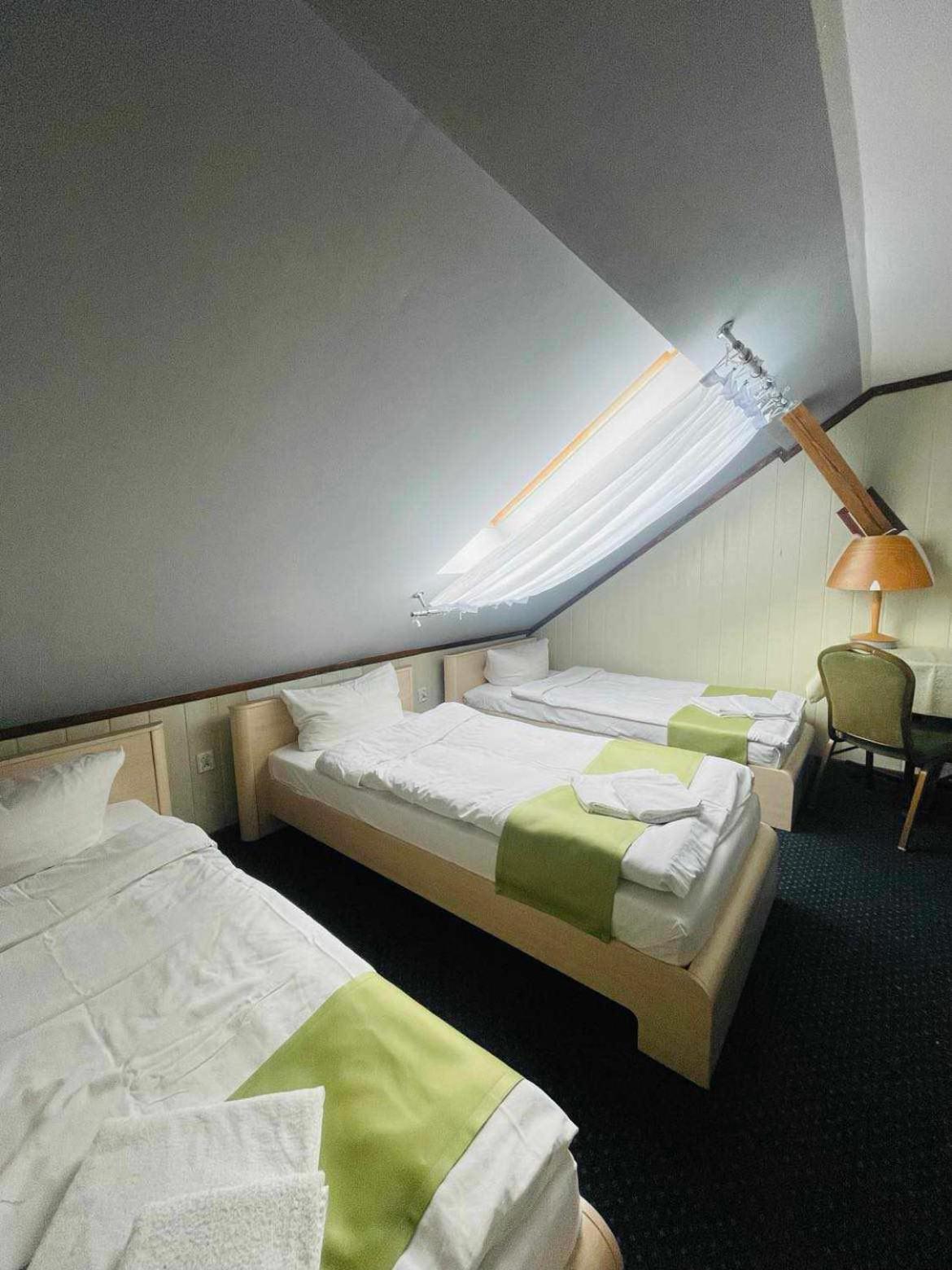 Hotel Keszyca Lesna ภายนอก รูปภาพ
