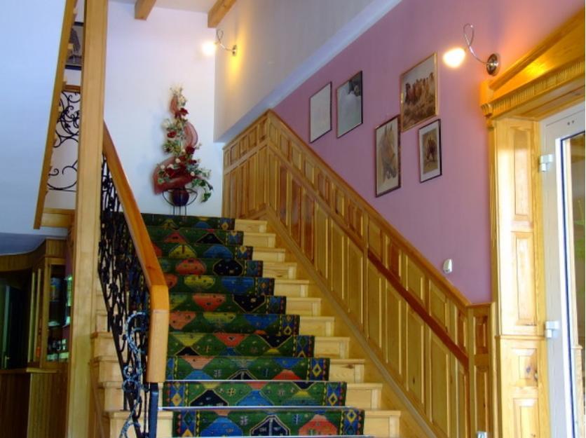 Hotel Keszyca Lesna ภายนอก รูปภาพ