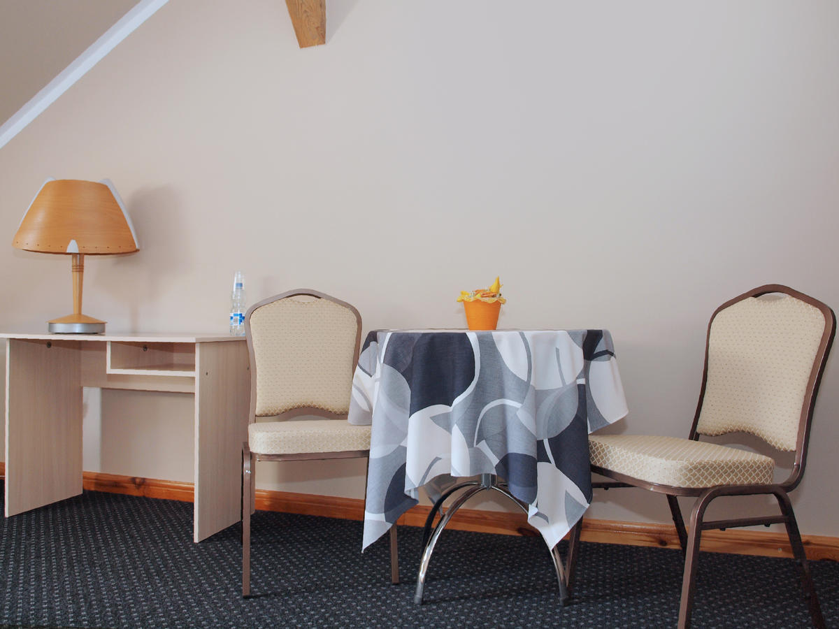 Hotel Keszyca Lesna ภายนอก รูปภาพ
