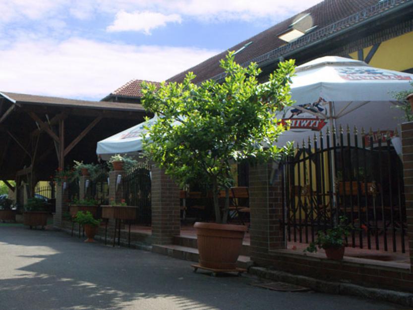Hotel Keszyca Lesna ภายนอก รูปภาพ
